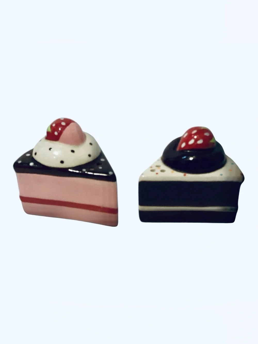 Cute Ceramic Strawberry Cake Slice Salt & Pepper Shakers Dessert Set